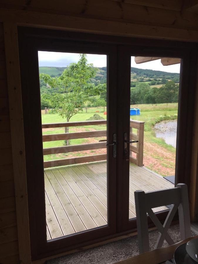 Redwood Lodge Ludlow Bagian luar foto
