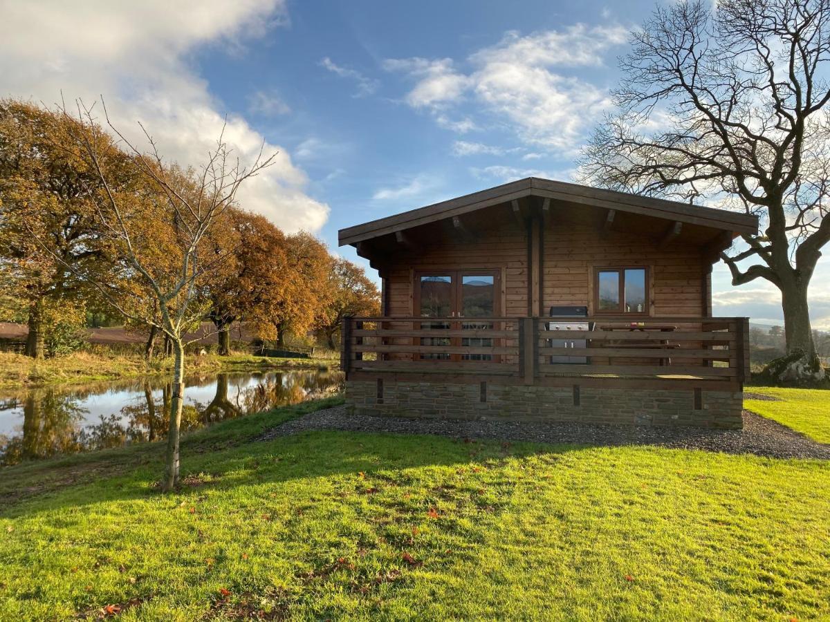 Redwood Lodge Ludlow Bagian luar foto